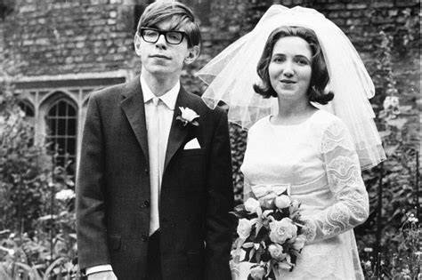 Знал формулу любви: как Стивен Хокинг покорял женщин | GRAZIA | Дзен