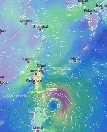 Swelling Typhoon Set To Make Landfall Taipei Times