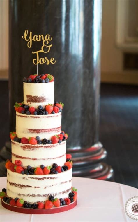 Berries Semi Naked Cake Mericakes Cake Designer