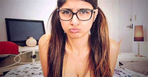 Mia Khalifa Enciende Las Redes Bailando Despacito