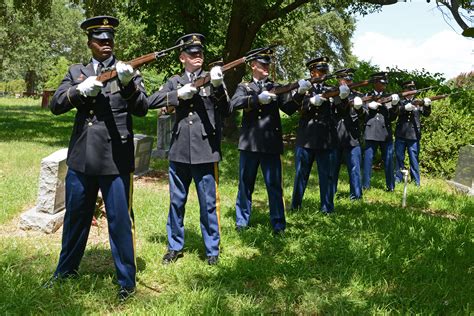 Louisiana National Guard honors former adjutant general; called 'legend ...