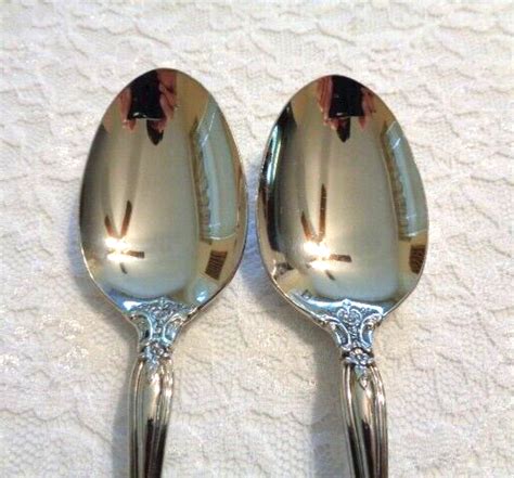 2 Oneida MICHELANGELO Heirloom Cube Stainless Place Oval Soup Spoons