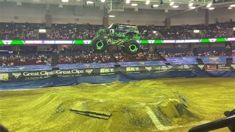 Monster Jam Grave Digger Freestyle Southaven Ms 2021 Sunday YouTube