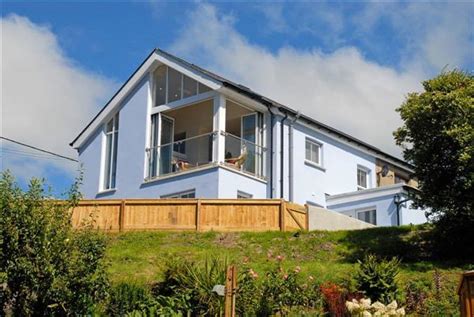 Gwaun View In Llanychaer Pembrokeshire Dyfed Sleeps 4