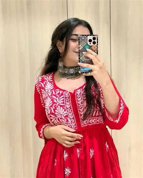 Hot DP For Instagram Girl Best Attitude Love DPs 2025