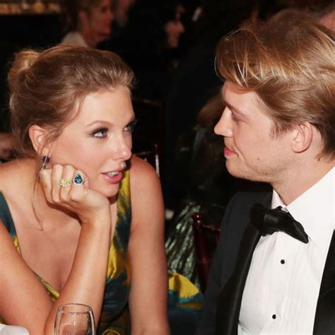 Taylor Swift Boyfriend 2025 - Fran Blanche