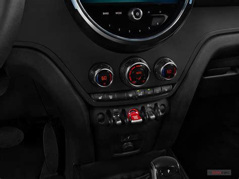 2024 MINI Cooper Countryman: 173 Interior Photos | U.S. News