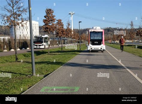 Véhicule autonome oncopole Banque de photographies et dimages à haute