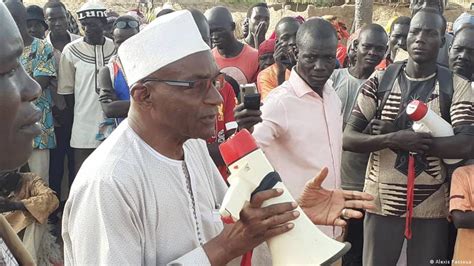 Tchad Saleh Kebzabo Opposant Au D Funt Idriss D By Nomm Premier