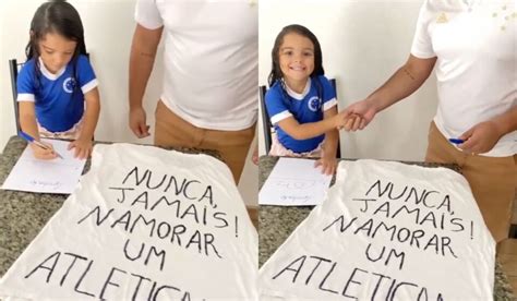 Mini Cruzeirense Assina Contrato De Nunca Namorar Um Atleticano