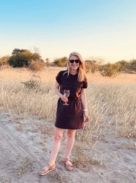 What To Wear On Safari Midlife Globetrotter