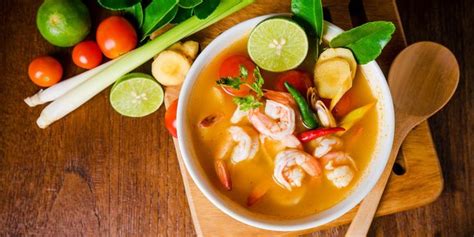 Resep Tom Yum Goong Sup Seafood Asam Pedas Manis Dari Thailand Tanpa Bumbu Instan Halaman 4