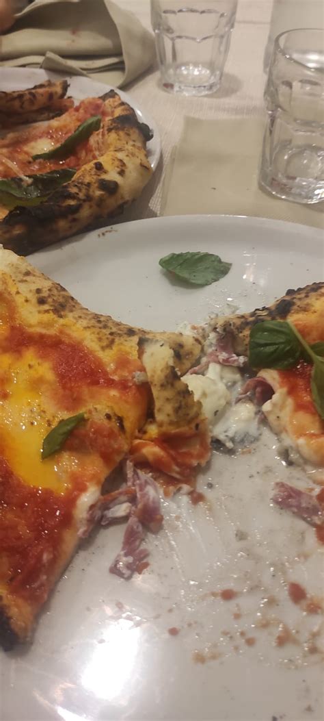 Pizzeria Spicchio Contemporaneo A Napoli Menu Prezzi Immagini