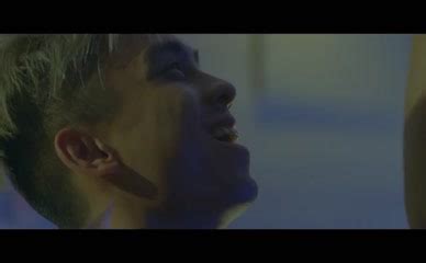 Assunta De Rossi Bikini Scene In Bahid AZNude