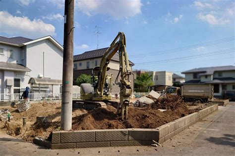 守谷市内にて2階建住宅及び庭の解体整地工事｜lsランドサービス 株式会社