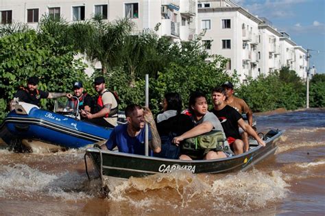 Viele Tote Bei Berschwemmungen In Brasilien