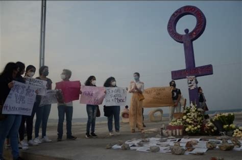 Familiares piden justicia tras muerte de joven golpeada en Boca del Río