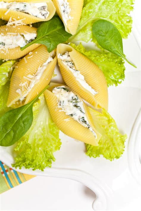 Jumbo Shells pasta stock photo. Image of parsley, healthy - 36337950