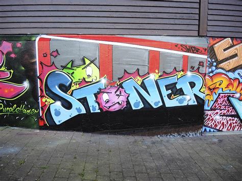 Stoner Graffiti Writer Spotlight Bombing Science