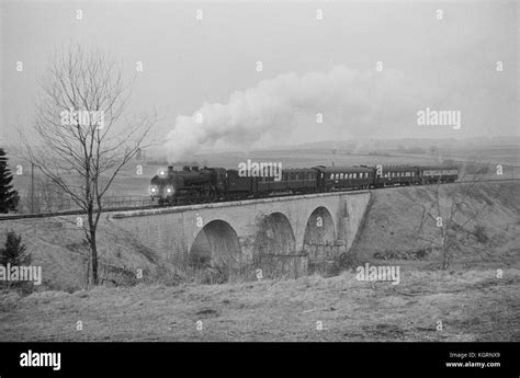 Murder on the Orient Express (1974) Date: 1974 Stock Photo - Alamy