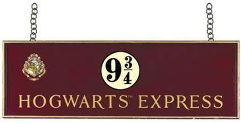 Harry Potter: Hogwarts Express Platform 9 3/4 Wooden Sign (B000QH0EXK ...