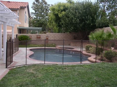 What type of swimming pool fencing should I choose