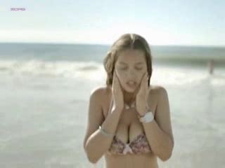 Naked Marie Ange Casta In Mineurs 27