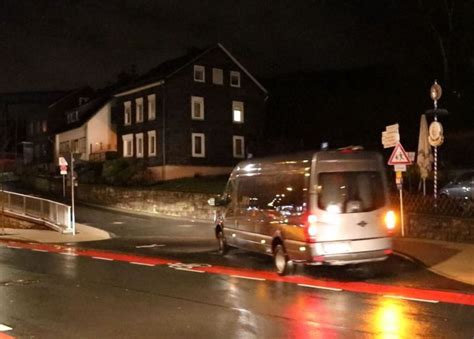 Sek Einsatz In Siegen Eiserfeld Mann In Psychischem Ausnahmezustand