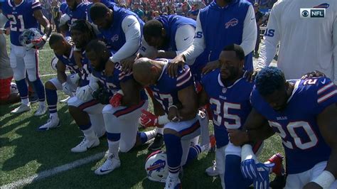 Trump Reignites His Feud With Nfl Players Protesting Police Brutality