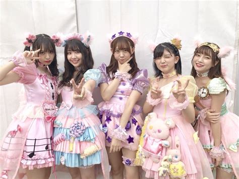 Pin By Alpaca Piola On Japanese Idol Outfits In 2021 Japanese Idol