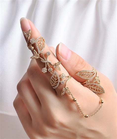 Zula Two Finger Chain Ring Beautiful Jewelry Diamonds Stylish Jewelry Beautiful Jewelry