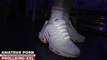 27 BAD GUY PLAYS AND CUM XVIDEOS