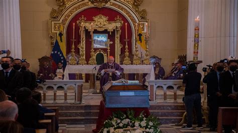 Valencia despidió a su arzobispo Monseñor Reinaldo del Prette