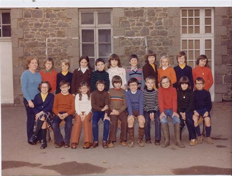 Photo De Classe Cm De Ecole Saint Brieuc Copains D Avant