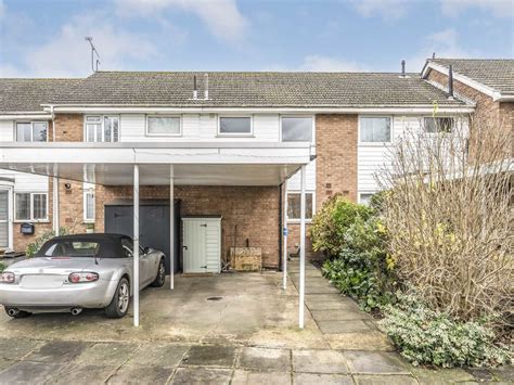 3 Bed Terraced House For Sale In Parkside Hampton Hill Hampton Tw12