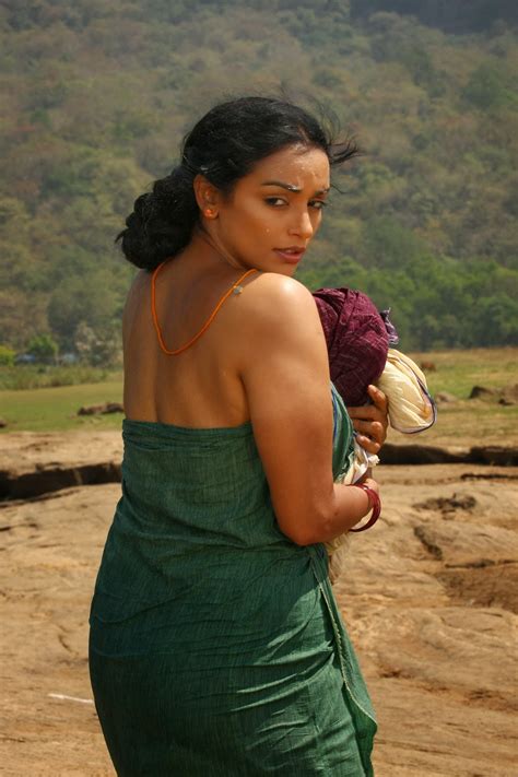 HOT INDIAN ACTRESS SHWETHA MENON HOT IMAGES PART