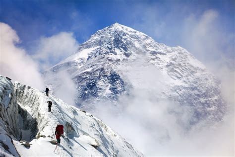 Kilian Jornet To Return To Mount Everest This Fall Canadian Running