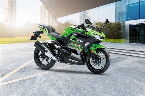 Kawasaki Ninja 400 Price, Mileage, Images, Colours, Specs, Reviews