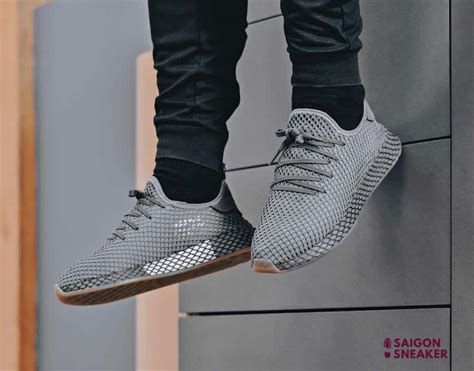 Top M U Gi Y Th Thao Ang Hot Hi N Nay Saigonsneaker