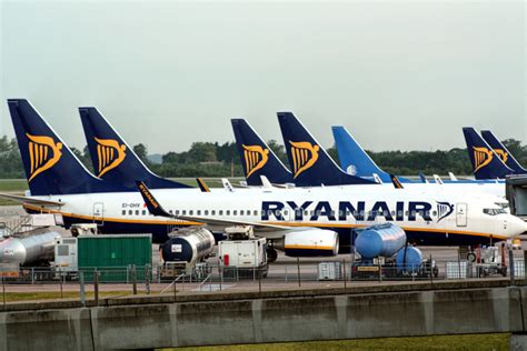 Ryanair Viete aké rozmery a váhu má mať batožina Aktualizované