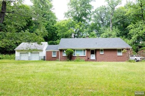 Haledon, NJ Real Estate & Homes for Sale | realtor.com®