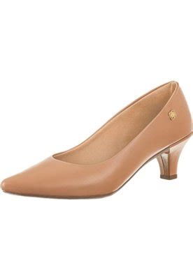 Scarpin Feminino Gigil Bico Fino Salto Baixo Nude Compre Agora Dafiti Brasil