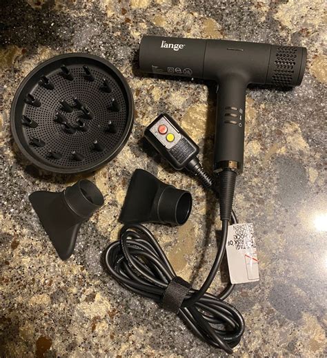 l ange hair dryer 3