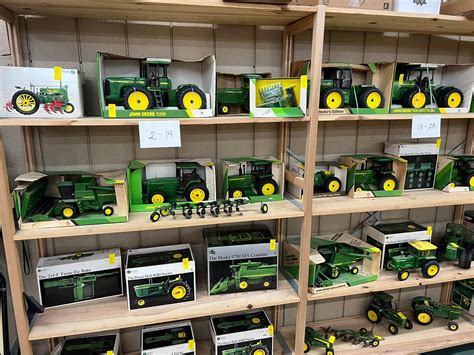 AUCTION TONIGHT!!! Items can be... - Spradlin Auction Center