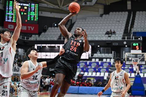 MACAU CLASSIC GAME NOTES: GROUP A — Taoyuan Pauian Pilots (2-0) vs