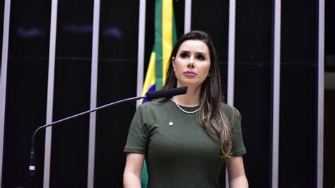 Caroline de Toni é eleita presidente da CCJ da Câmara dos Deputados