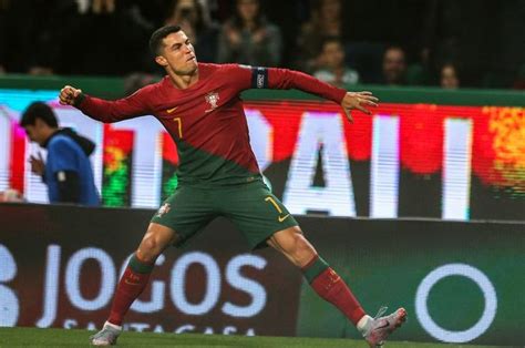 Kualifikasi Euro Cristiano Ronaldo Otw Lolos Ke Turnamen