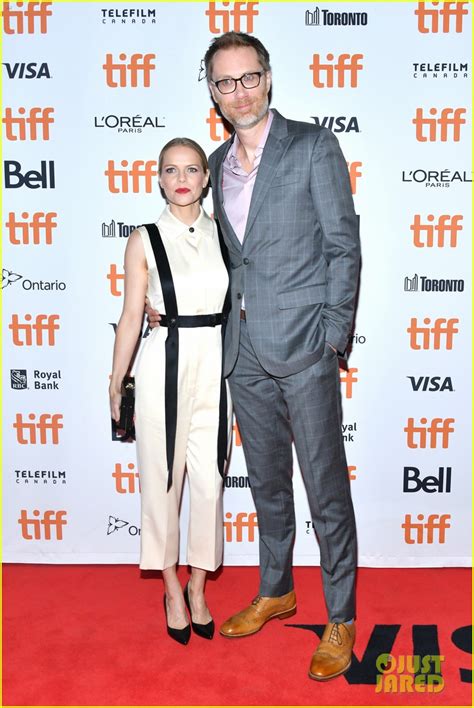 Scarlett Johansson, Sam Rockwell & More Premiere 'Jojo Rabbit' at TIFF ...