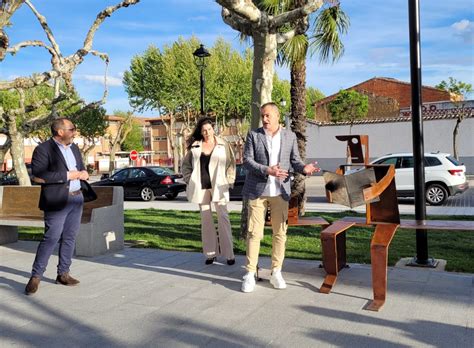 Tordesillas celebra el Día del Libro poniendo el foco en una escultura