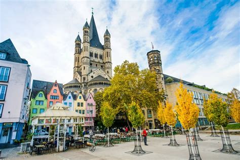 Cologne: Old Town Highlights Private Walking Tour - Rosotravel